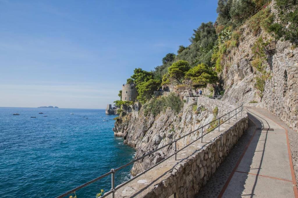 I Delfini Holiday House Позитано Екстериор снимка