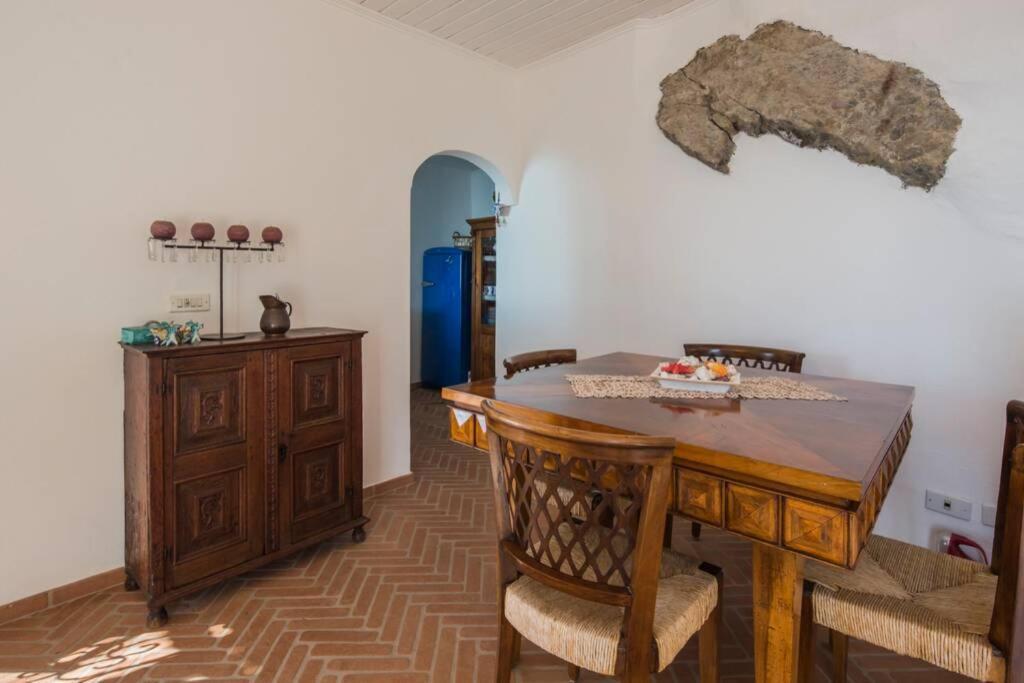 I Delfini Holiday House Позитано Екстериор снимка