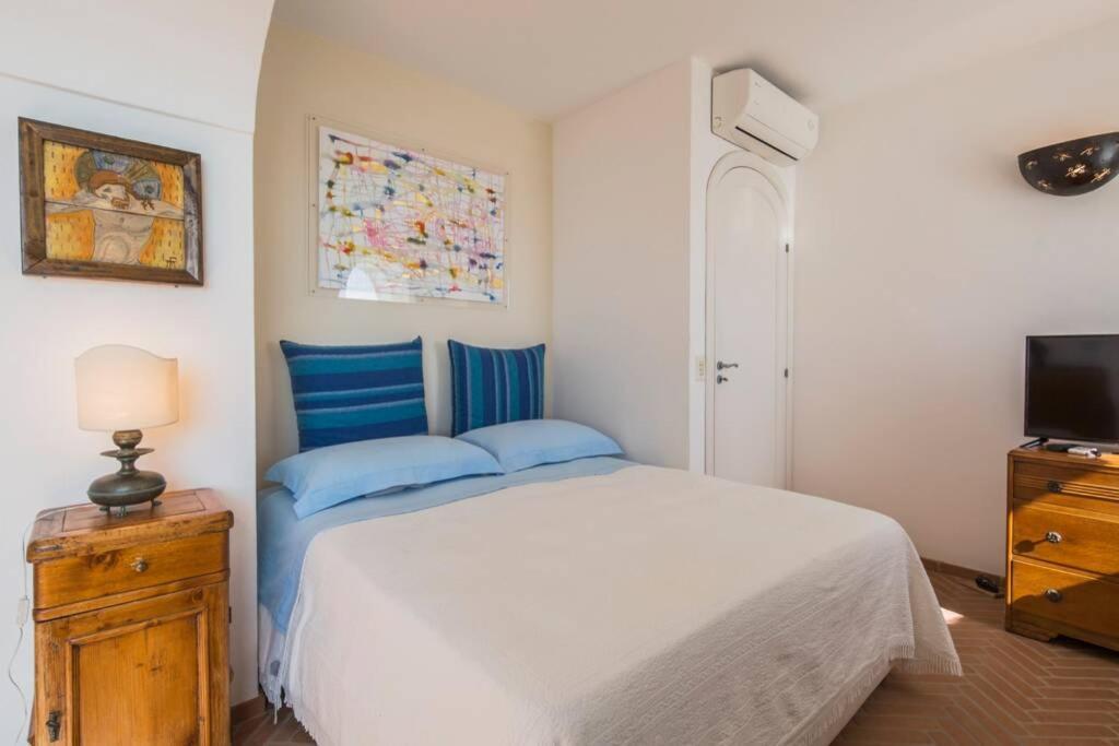 I Delfini Holiday House Позитано Екстериор снимка
